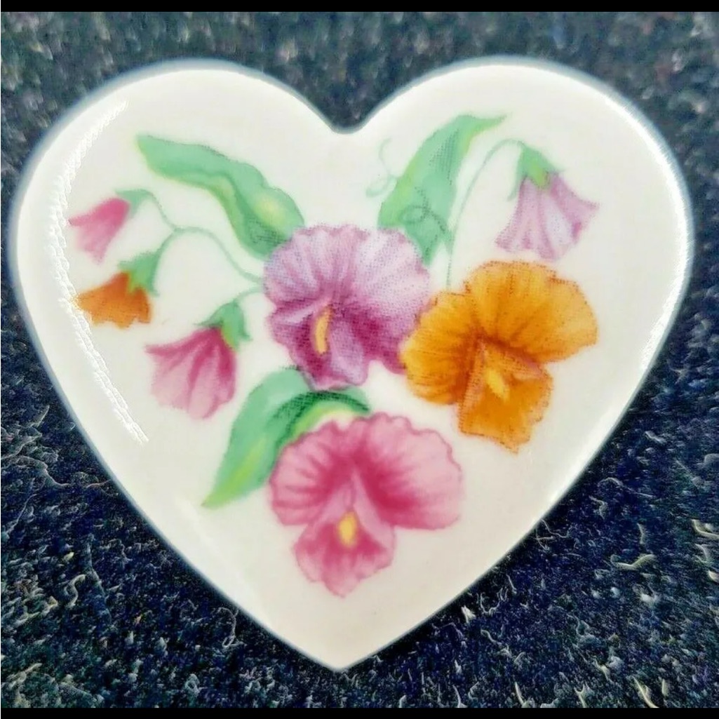 1987 Vintage Brooch